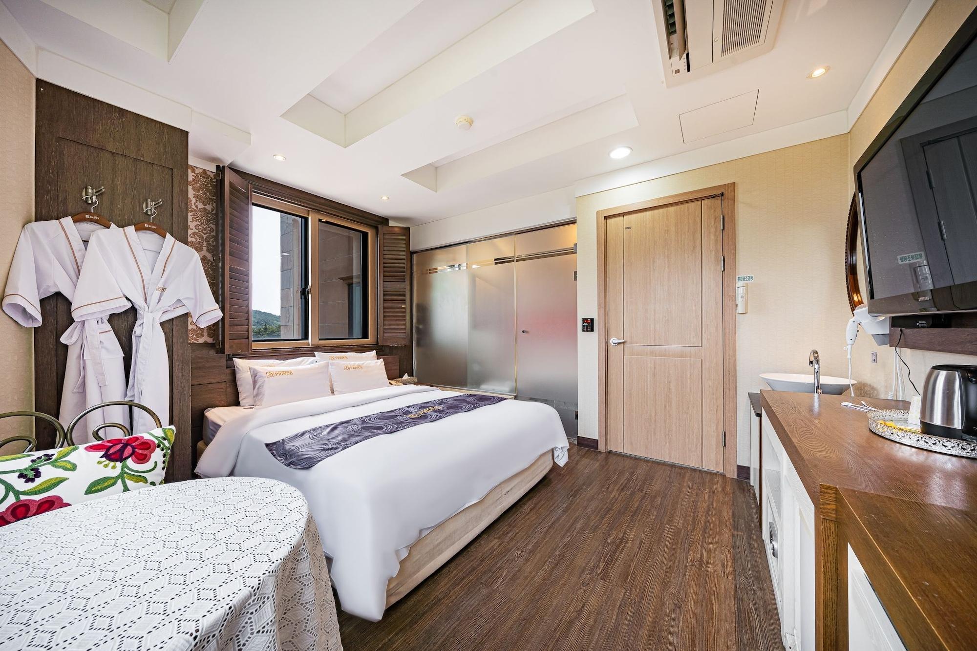 Incheon Prince Hotel エクステリア 写真