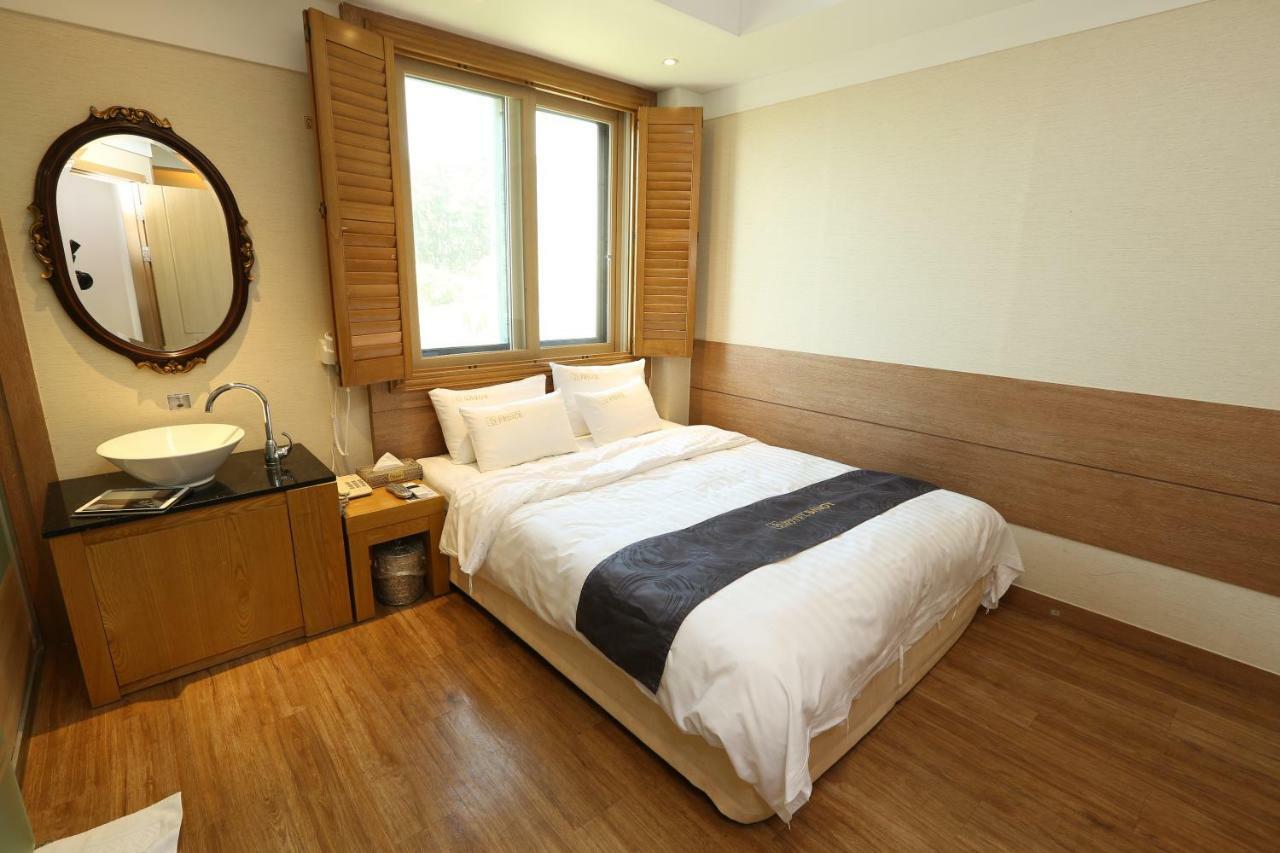 Incheon Prince Hotel エクステリア 写真